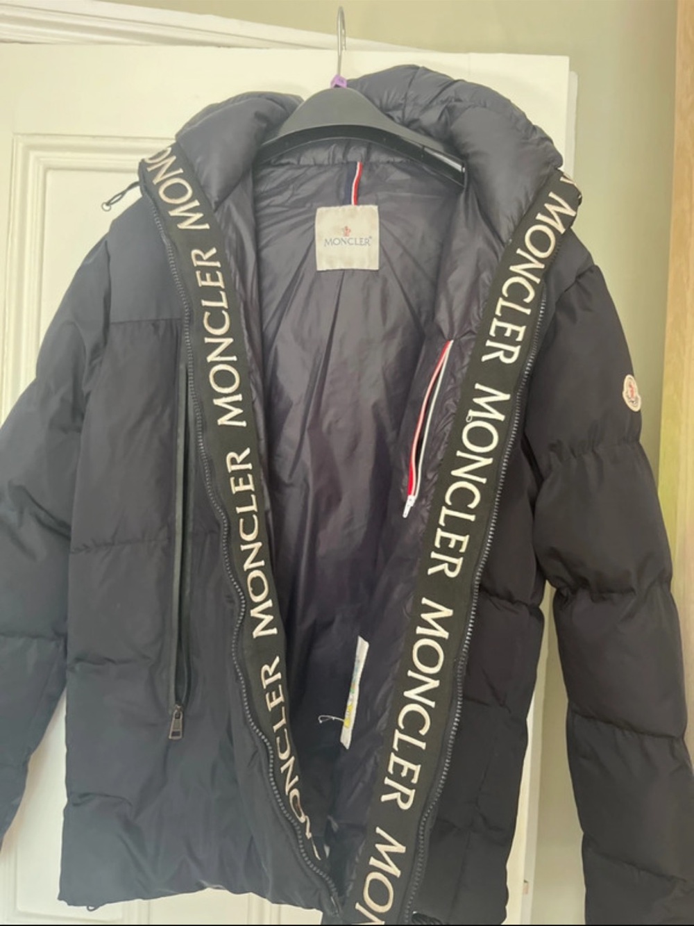 Moncler Black Logo-Trim Men's Down Puffer Jacket